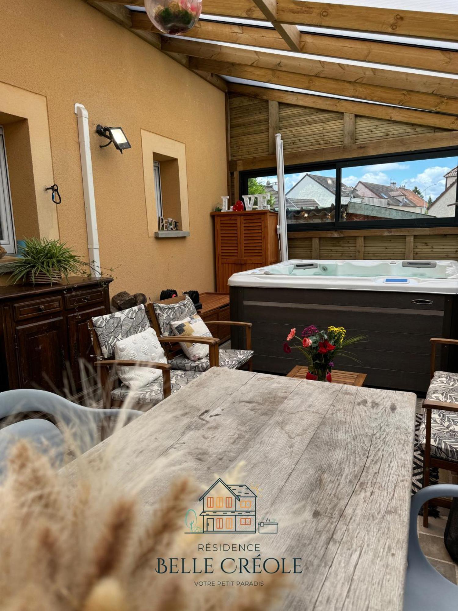 Duplex Vip Jacuzzi A 15Min De Disneyland Paris Et 1H De Paris Quincy-Voisins Exterior foto