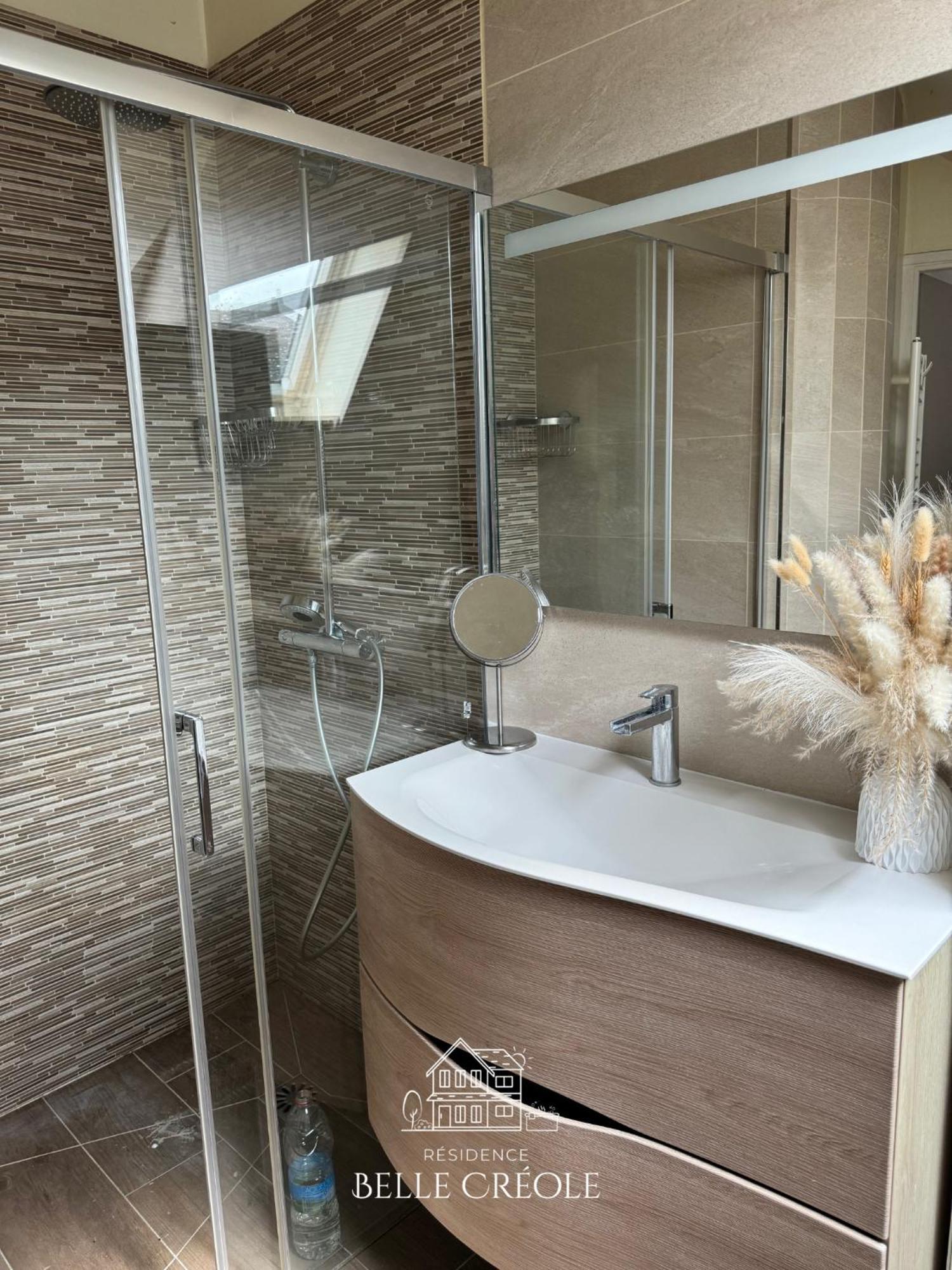 Duplex Vip Jacuzzi A 15Min De Disneyland Paris Et 1H De Paris Quincy-Voisins Exterior foto