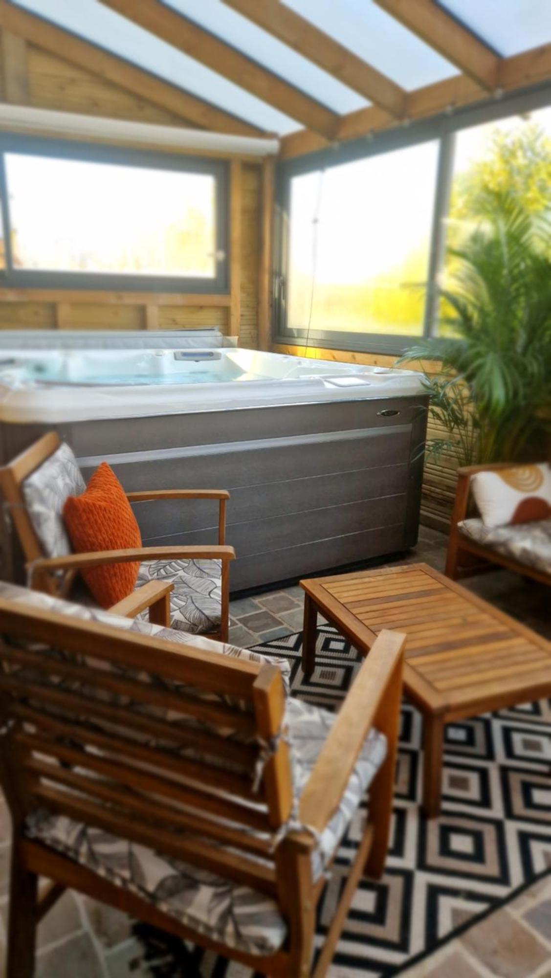 Duplex Vip Jacuzzi A 15Min De Disneyland Paris Et 1H De Paris Quincy-Voisins Exterior foto